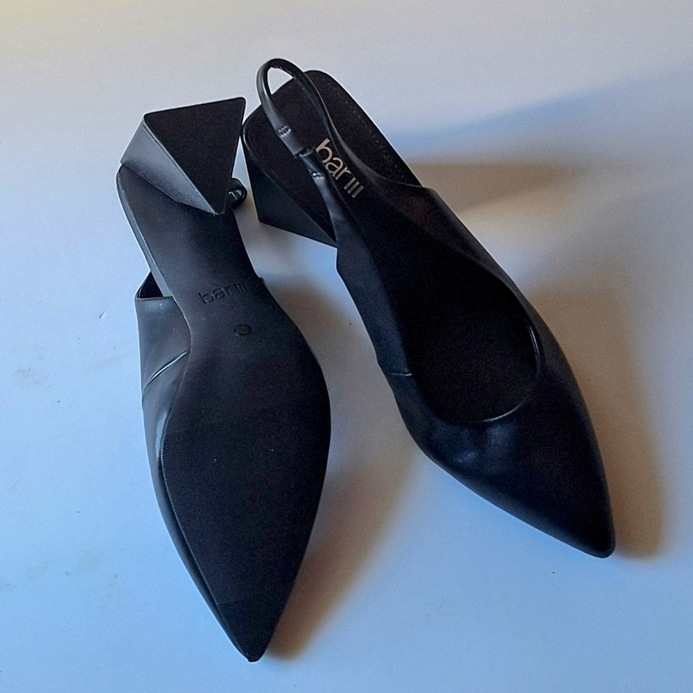 NWOT Bar III Pointed Toe Leather Novelty Triangular Stack Heel Shoes - Picture 4 of 13